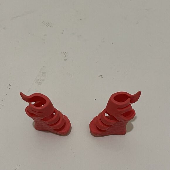 Monster High Ghouls Beast Pet Lagonna Blue Doll Shoes Pink Heel Wedge Fish Scale - Picture 2 of 6